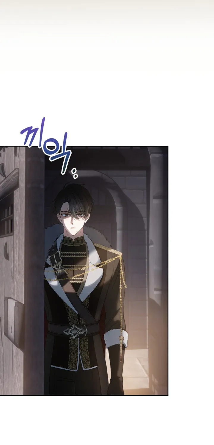 Read Baby Prisoner of the Winter Castle EN Manga Online
